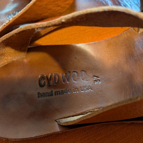 CYDWOK Hilary sandals thongs in warm saddle brown size 37 (6-7) - Picture 2 of 4
